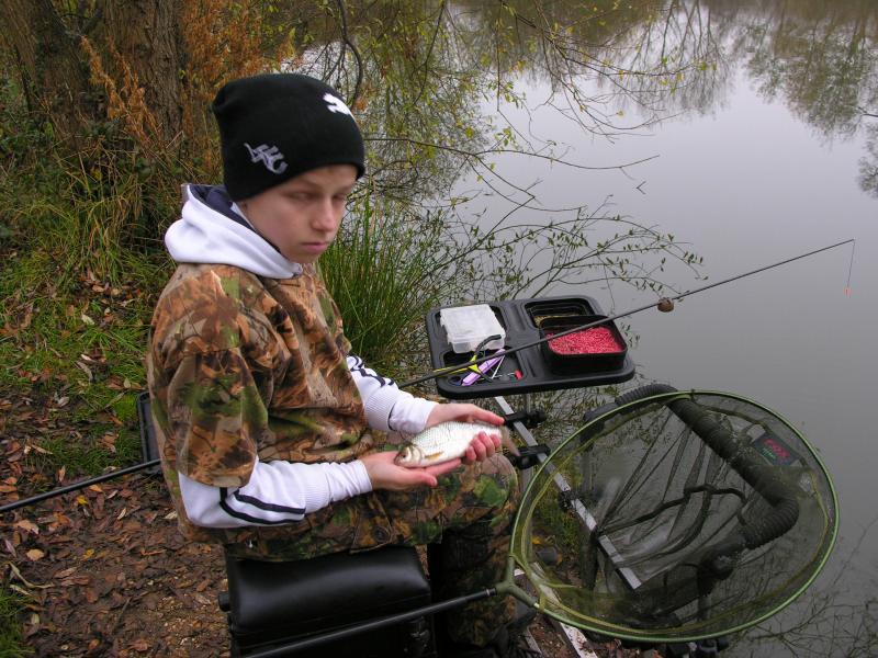 Pole Fishing at Manor Farm (17).jpg
